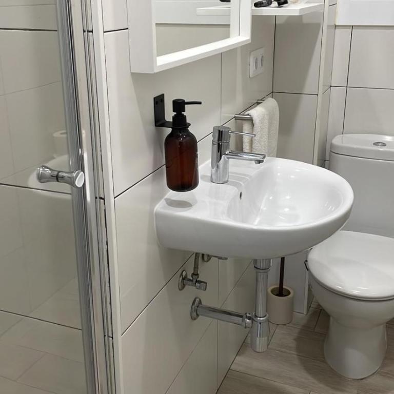 Apartamento cerca de Camp Nou - Apartamento de 2 dormitorios - 3