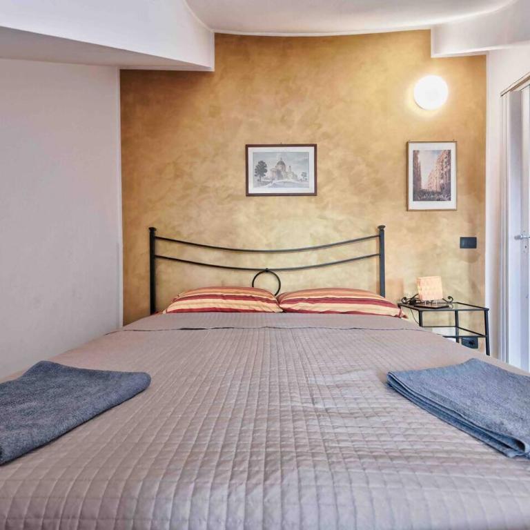 Mansarda dream Porta Nuova - One-Bedroom Apartment - 7