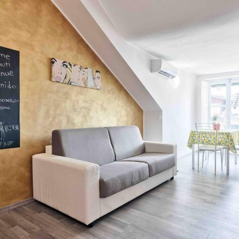 Mansarda dream Porta Nuova - One-Bedroom Apartment - 19