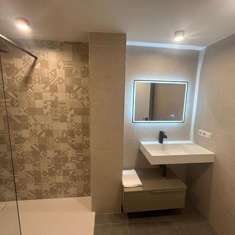 Willmark 4 - One-Bedroom Apartment - 4