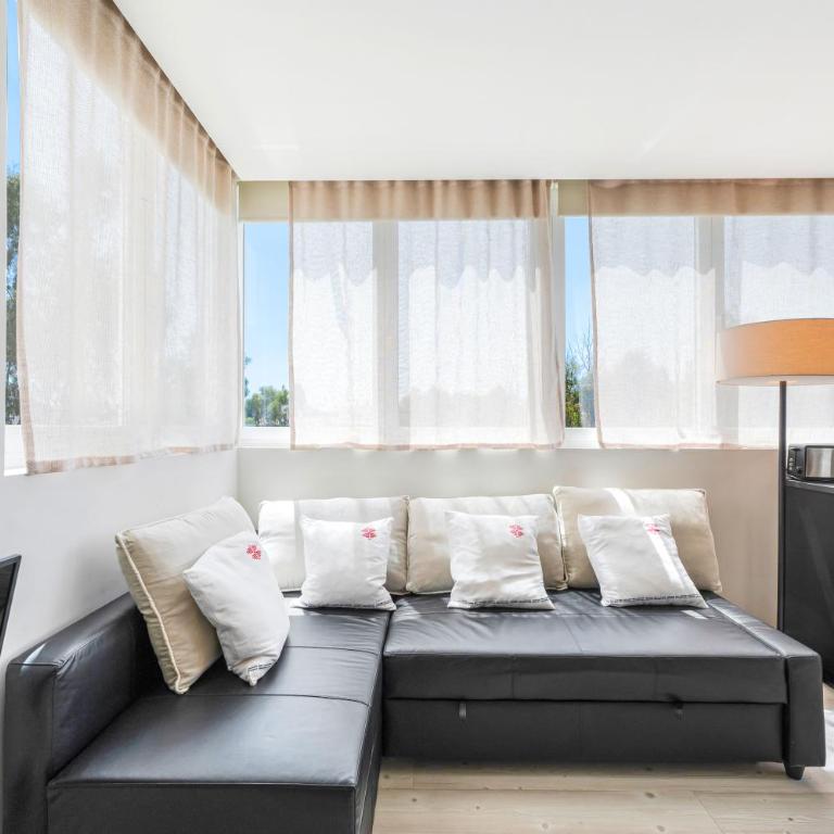 Luminoso loft con piscina en Puerto Banús - Apartamento de 1 dormitorio - 44