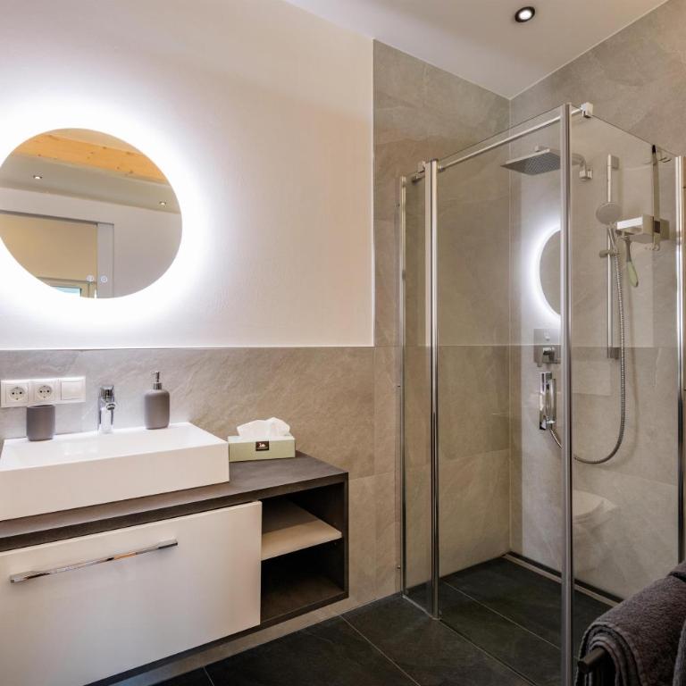 Ferienwohnungen N & C - Apartamento con ducha - 3