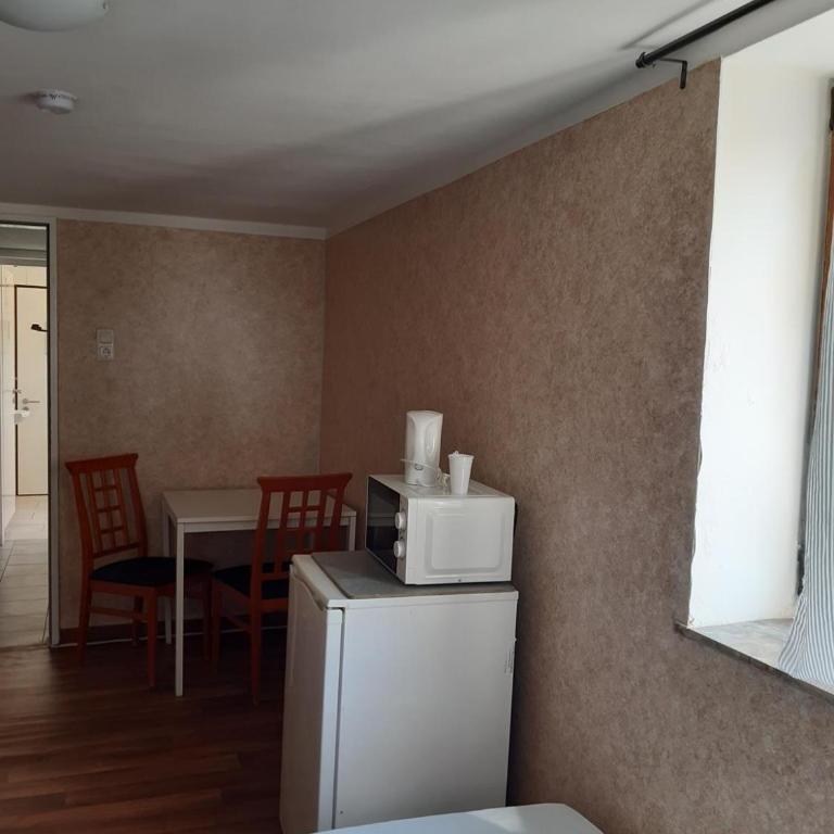 2-Rent Group Hostel Rooms&Apartments EVE168 - Standard Zweibettzimmer mit Gemeinschaftsbad - 6