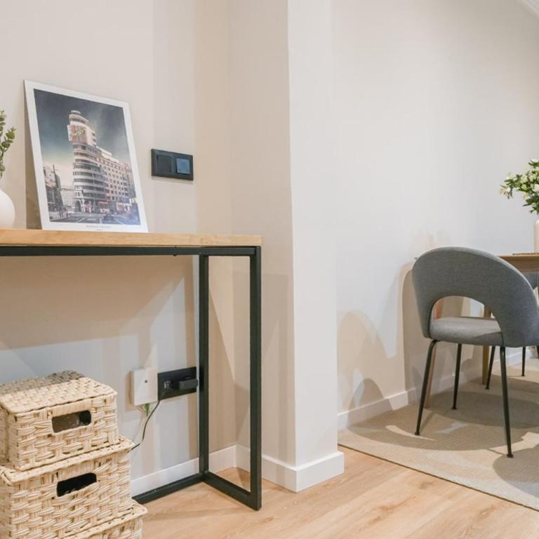 Cozy renovated -1Bedroom 1Bath-Plaza de España - One-Bedroom Apartment - 6