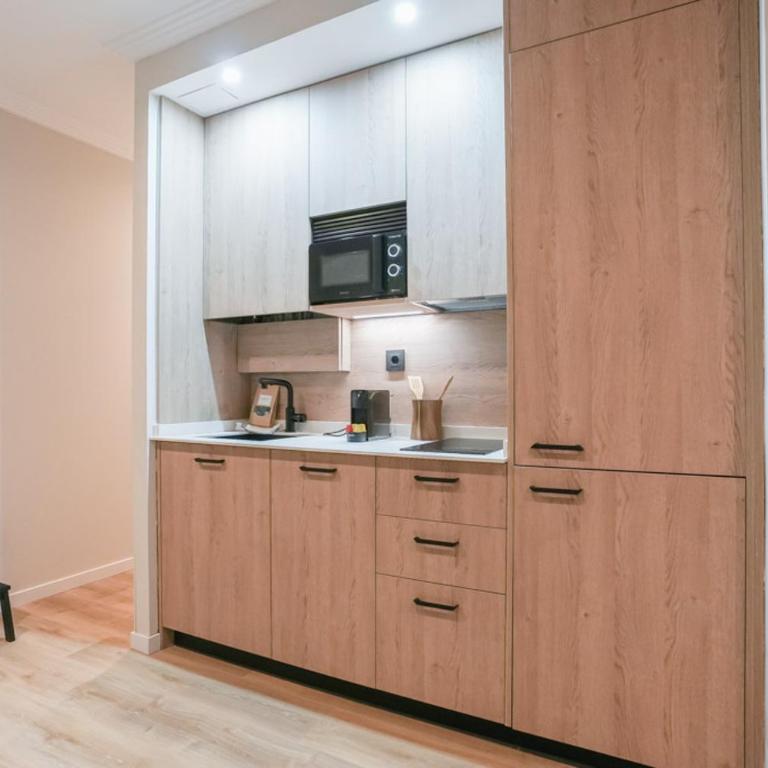 Cozy renovated -1Bedroom 1Bath-Plaza de España - One-Bedroom Apartment - 10