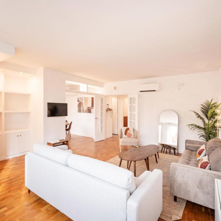 Sweett - Nova Icaria Beach - Three-Bedroom Apartment - 3