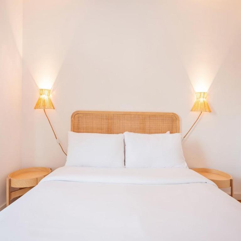 Sweett - Nova Icaria Beach - Three-Bedroom Apartment - 12
