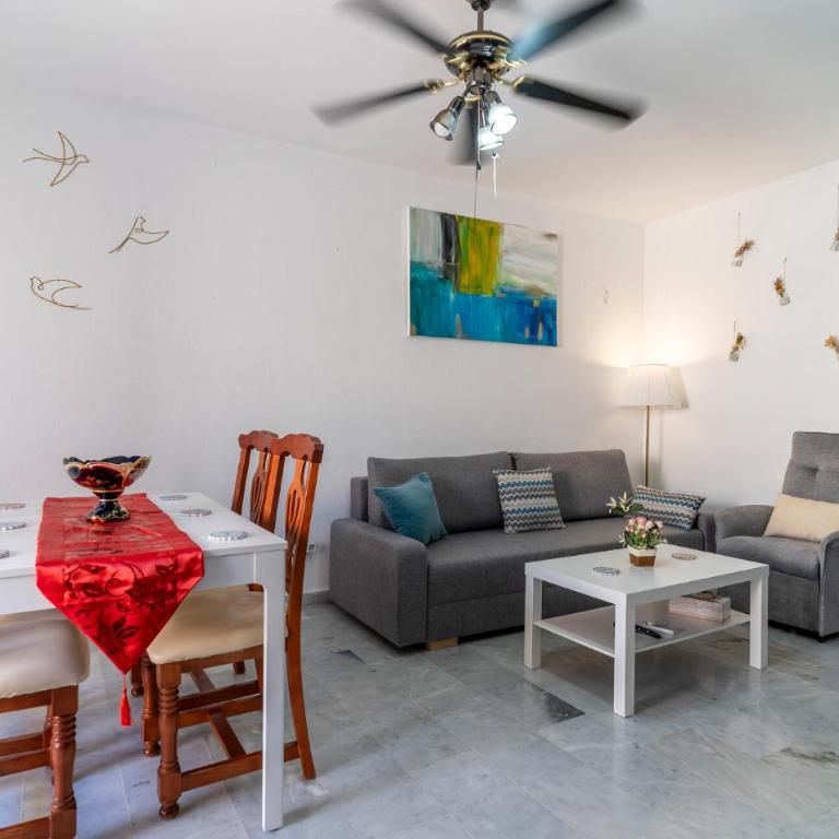 2 Bedroom Cozy Apartment In Almuñecar - Apartamento de 2 dormitorios - 8