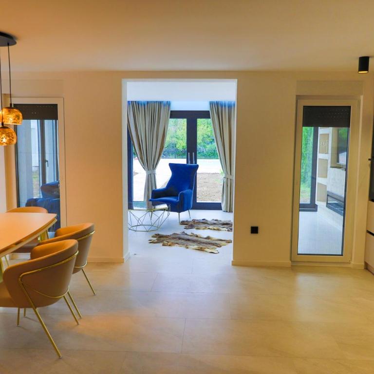 Casa Dellˇ Amore - Six-Bedroom House - 27