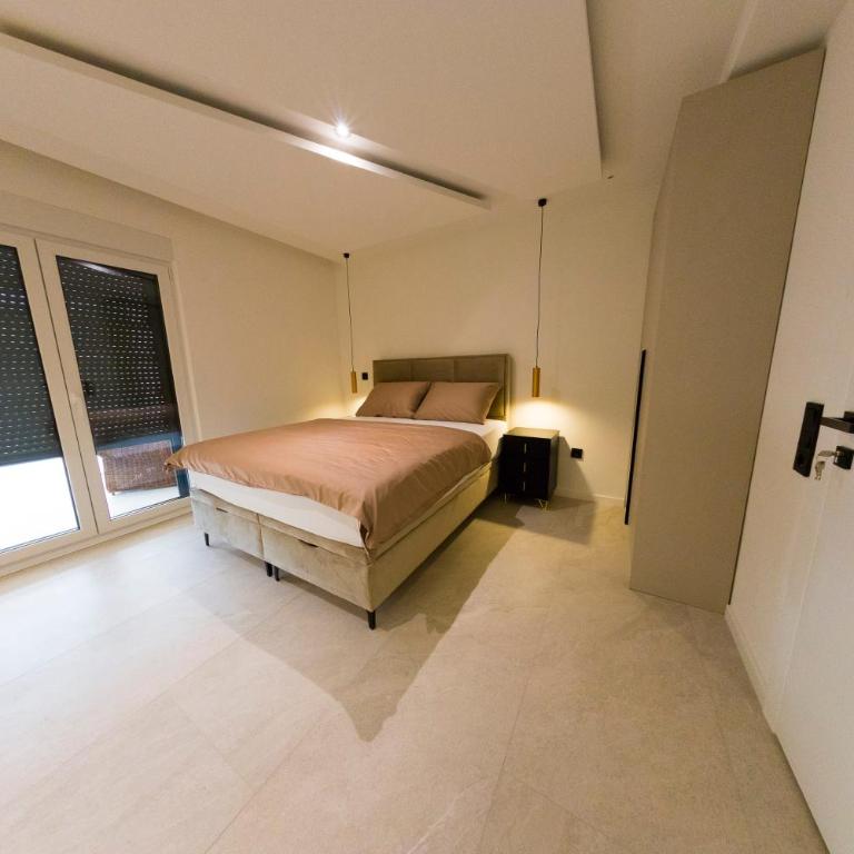Casa Dellˇ Amore - Six-Bedroom House - 37