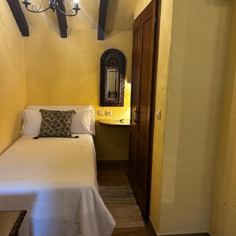 Hotel Boutique Santuario Kunturi - Adults Only - Triple Room with Terrace - 6