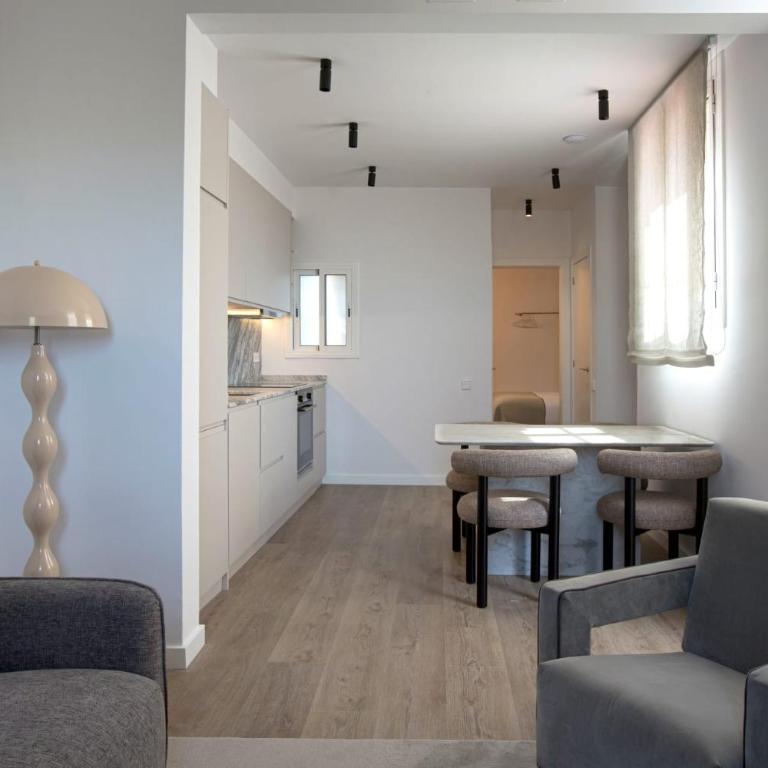 The Diagonal Suites Atic by Sweett - Two-Bedroom Apartment - 4