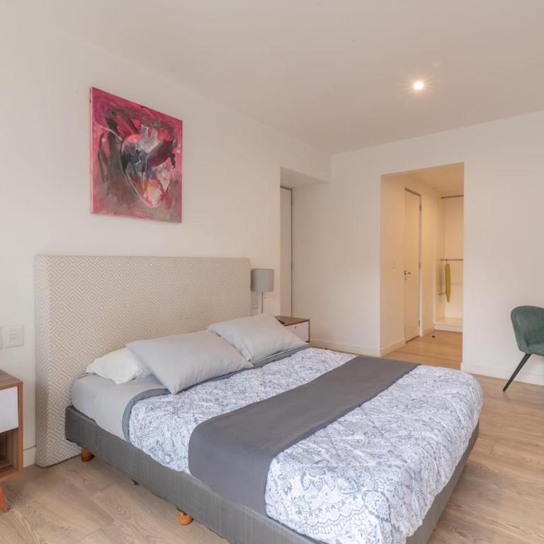 Cozy Urban Rooftop Lounge Free Parking & WiFi - Apartamento - 14
