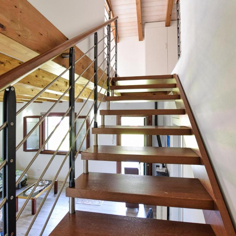 Accogliente Casa A Udine Con Wifi - Casa Vacanza con 5 Camere da Letto - 9