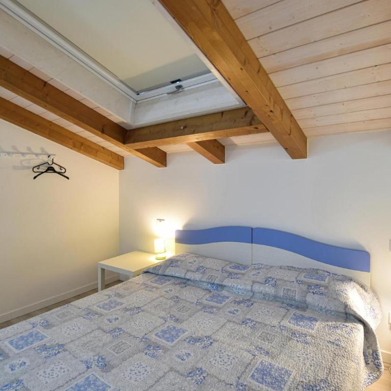 Accogliente Casa A Udine Con Wifi - Casa Vacanza con 5 Camere da Letto - 11