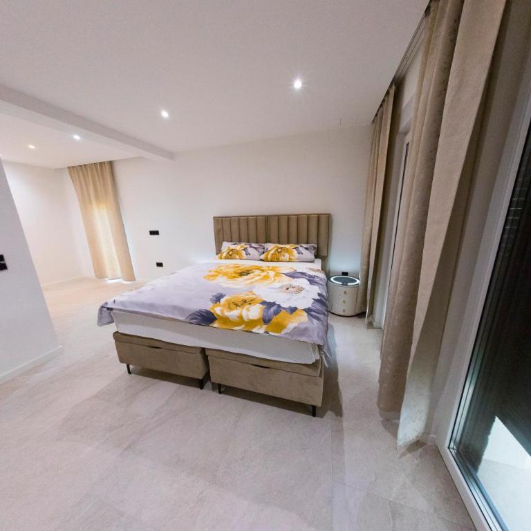 Casa Dellˇ Amore - Six-Bedroom House - 62