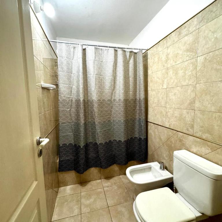 depto con cochera, centrico y luminoso - Apartamento de 2 dormitorios - 12