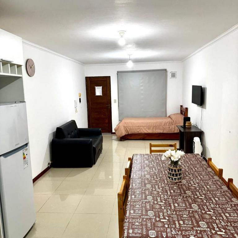 depto con cochera, centrico y luminoso - Apartamento de 2 dormitorios - 8