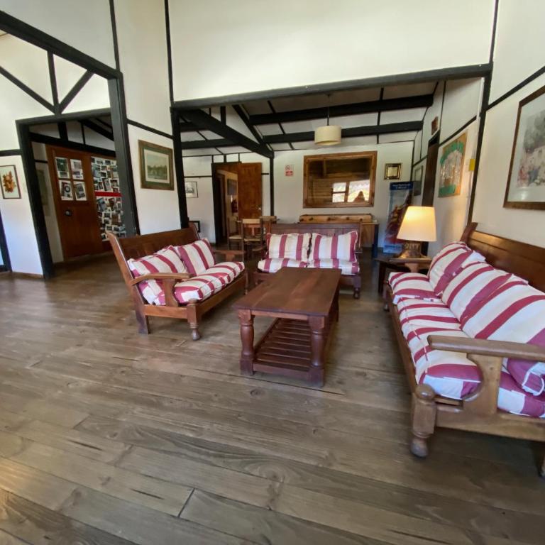 DUT Bariloche - Apartamento de 1 dormitorio con jardín - 1