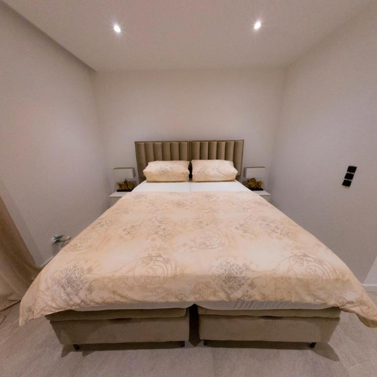 Casa Dellˇ Amore - Six-Bedroom House - 68