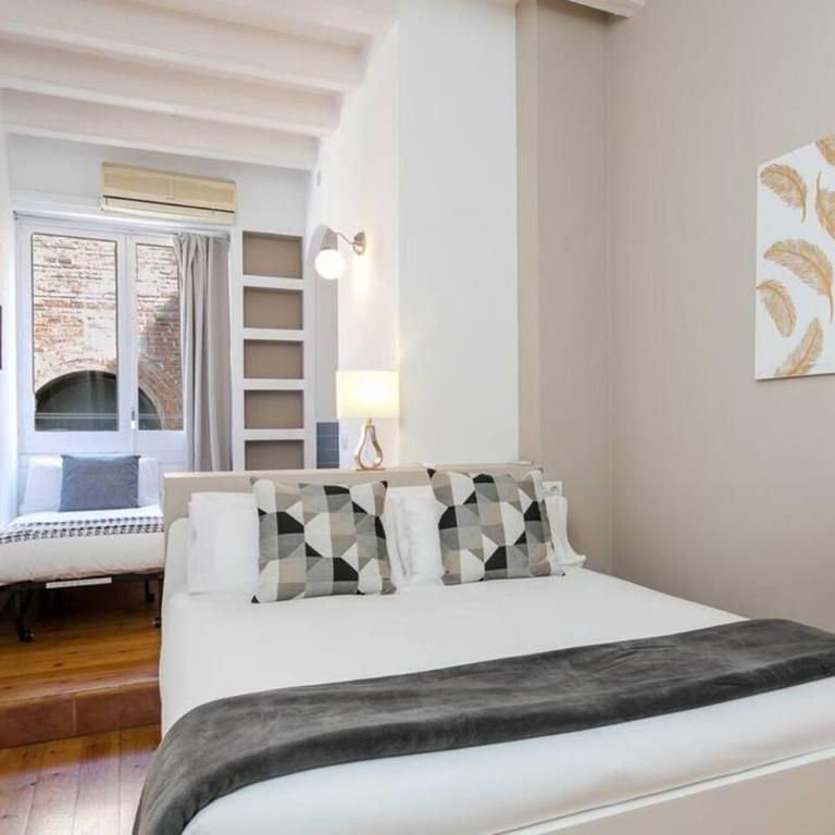 Historical Apartment With Awesome Rooftop - Apartment - 4