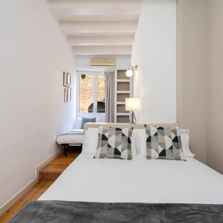 Historical Apartment With Awesome Rooftop - Apartment - 36