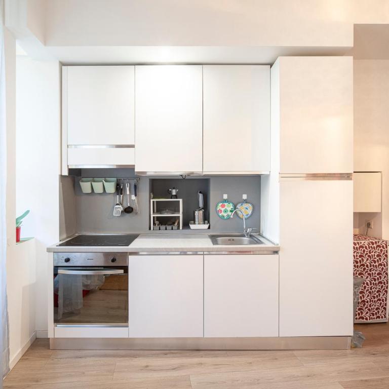 Only 10 min to Duomo with Free Private Parking - Milan Easy Living - Appartamento con 1 Camera da Letto - 2
