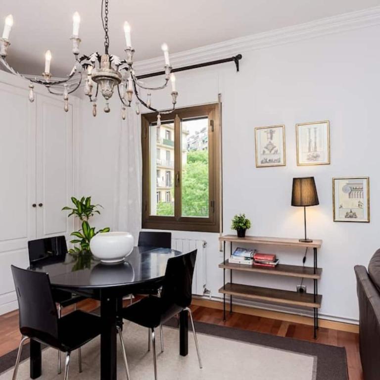 Central 2 Bedroom By Sagrada Familia - Apartment - 2