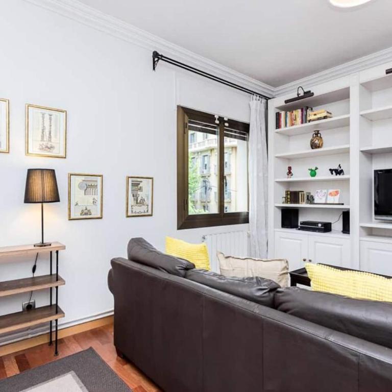 Central 2 Bedroom By Sagrada Familia - Apartment - 5