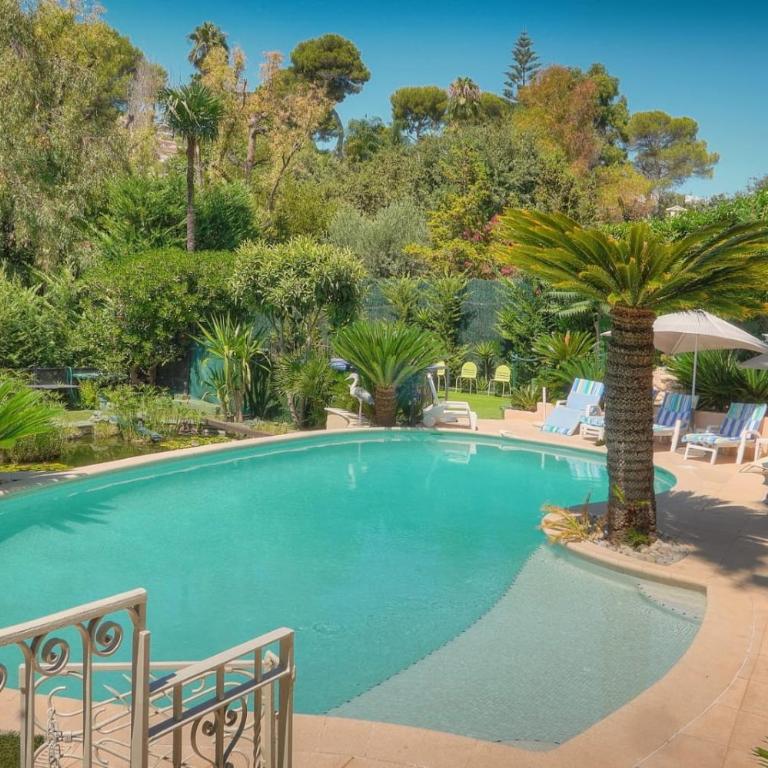 FRGK 'Luxury Villa Mevania Antibes Heated Pool, Spa & Ultra-Fast Wi-Fi' - Villa with Private Pool - 4