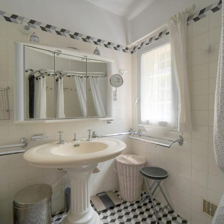 FRGK 'Luxury Villa Mevania Antibes Heated Pool, Spa & Ultra-Fast Wi-Fi' - Villa with Private Pool - 18