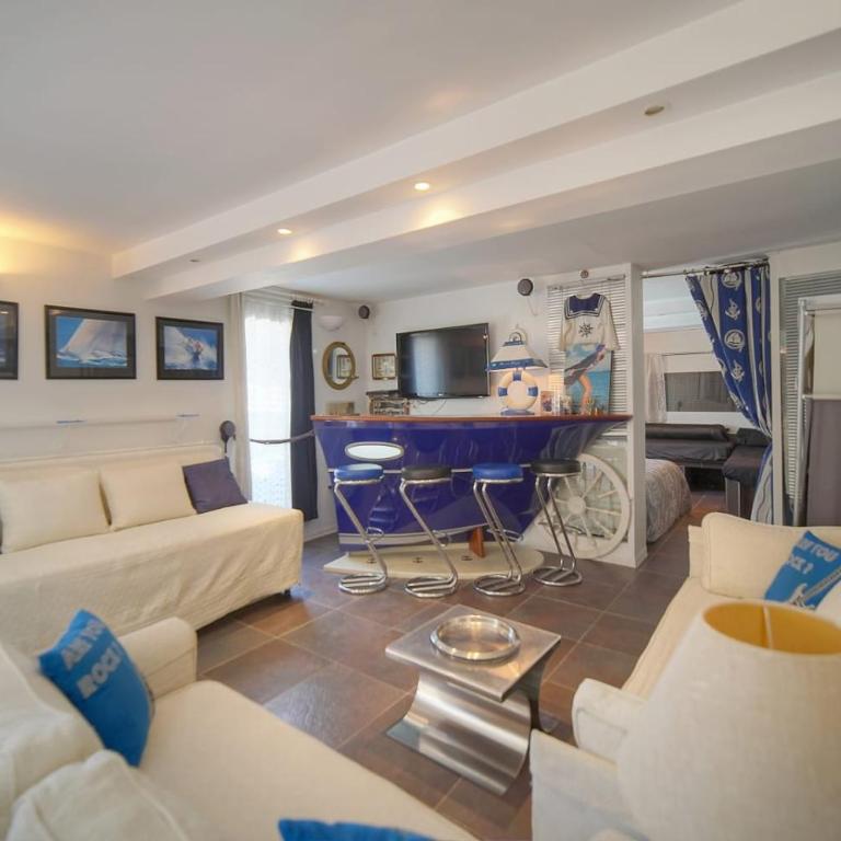 FRGK 'Luxury Villa Mevania Antibes Heated Pool, Spa & Ultra-Fast Wi-Fi' - Villa with Private Pool - 28