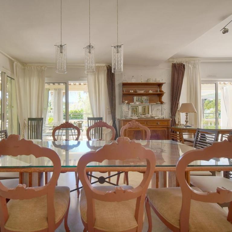 FRGK 'Luxury Villa Mevania Antibes Heated Pool, Spa & Ultra-Fast Wi-Fi' - Villa with Private Pool - 50