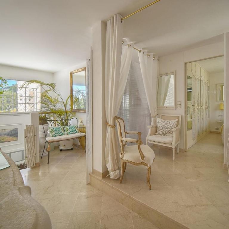 FRGK 'Luxury Villa Mevania Antibes Heated Pool, Spa & Ultra-Fast Wi-Fi' - Villa with Private Pool - 67