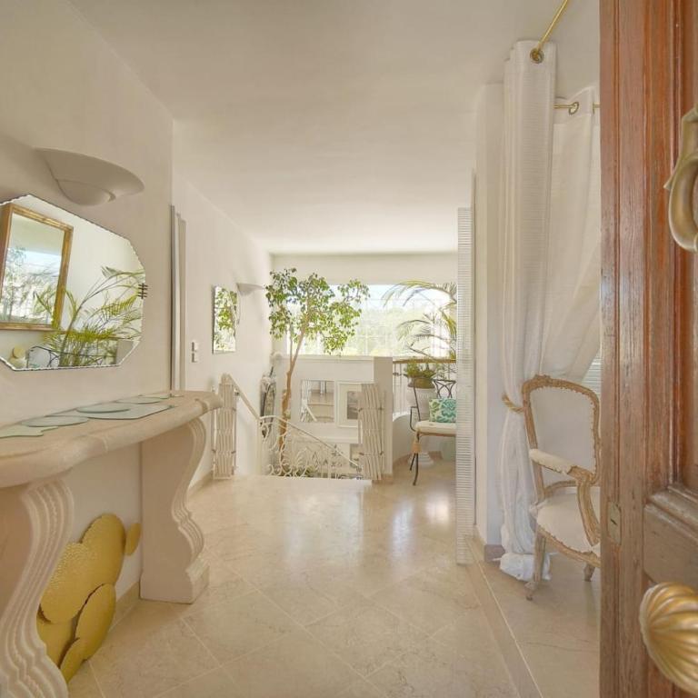 FRGK 'Luxury Villa Mevania Antibes Heated Pool, Spa & Ultra-Fast Wi-Fi' - Villa with Private Pool - 85