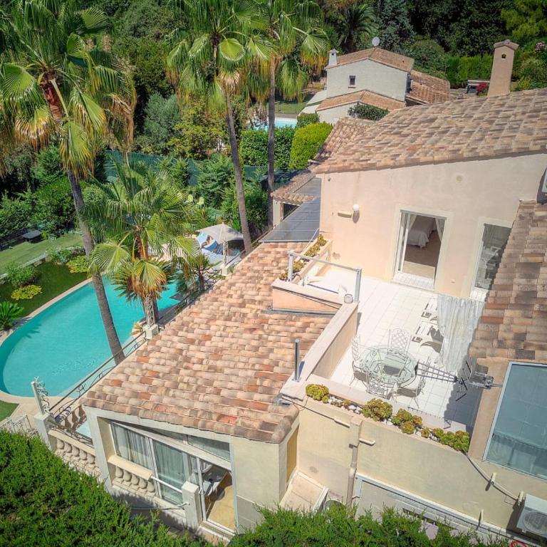 FRGK 'Luxury Villa Mevania Antibes Heated Pool, Spa & Ultra-Fast Wi-Fi' - Villa with Private Pool - 90