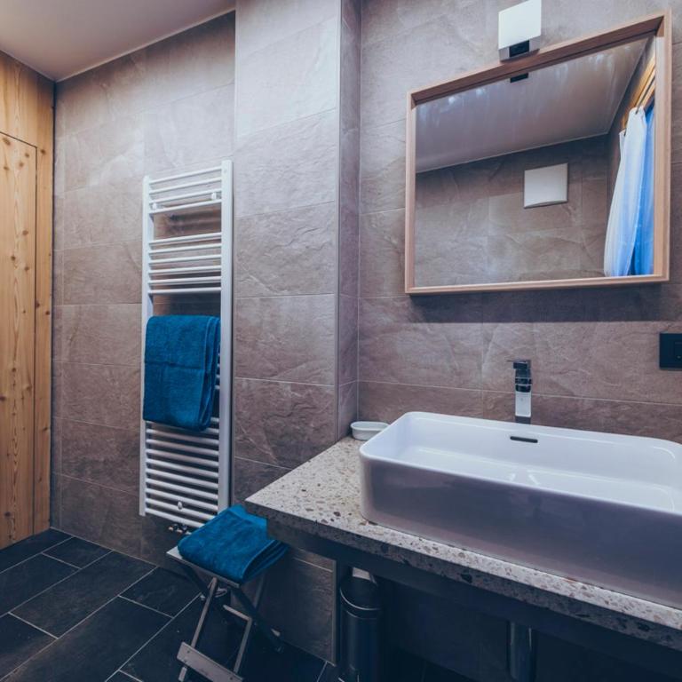 Sella Ronda dalla Val di Fassa - CiasaNu 1° Piano - Three-Bedroom Apartment - 45