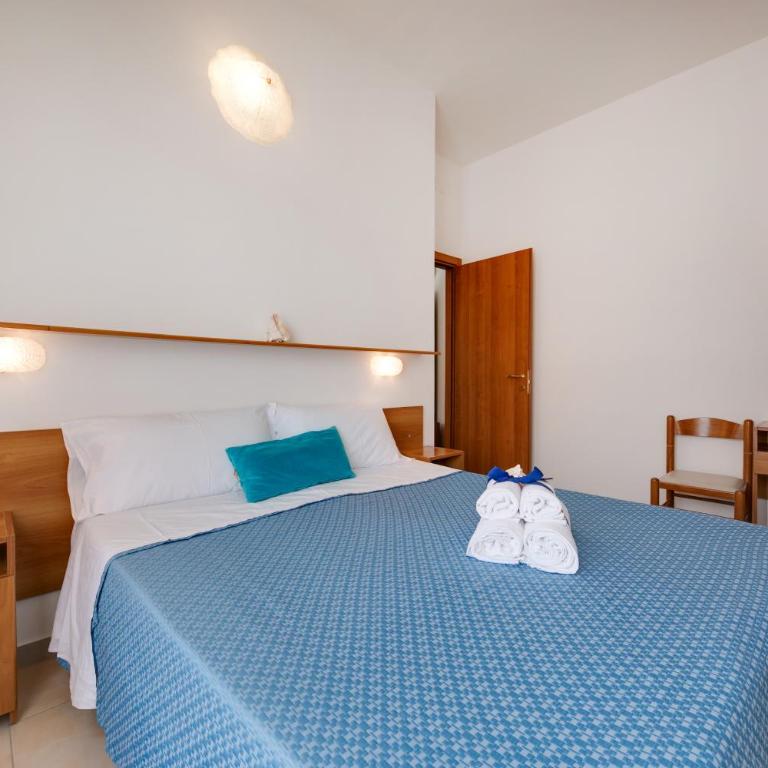 Hotel Numi - Camera Familiare - 9