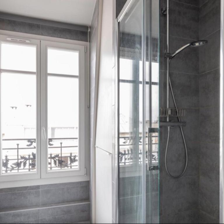 Modern Studio - Heart Of Paris - Studio - 9