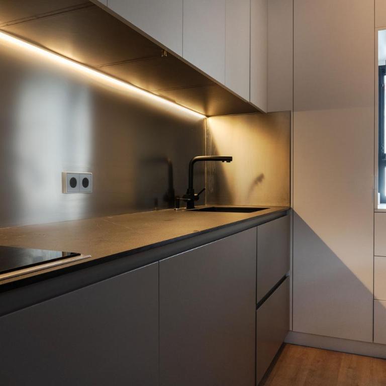 VLC Host - Martí Apartments - Four-Bedroom Apartment - 14