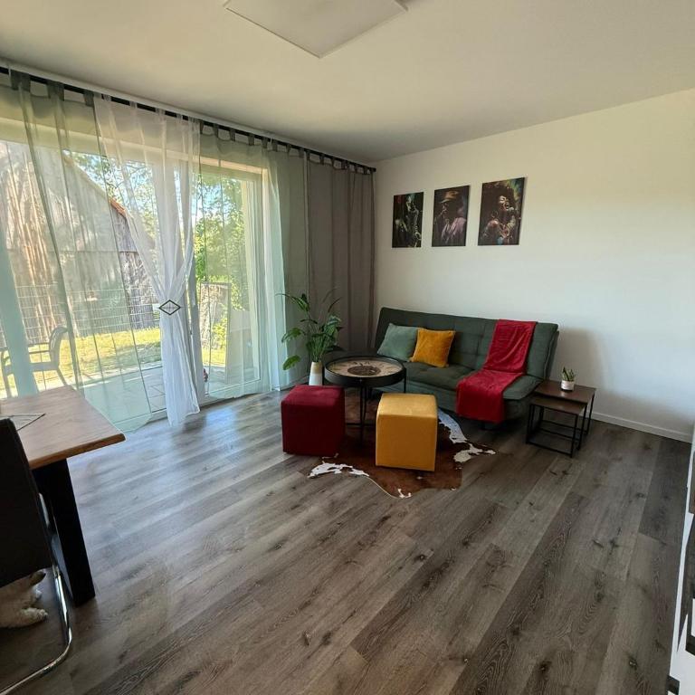 Sorinas Home - Comfortable Apartment near Graz - Free Parking - Apartment mit 2 Schlafzimmern - 3