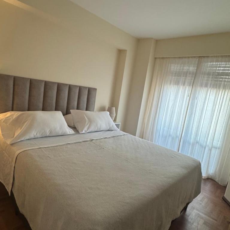 Av Poeta Lugones - Nueva Córdoba - Apartamento de 1 dormitorio - 30