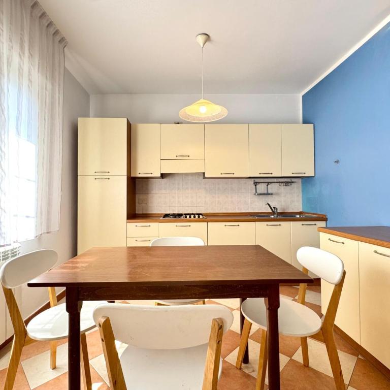 Sole Mare - Carraro Immobiliare - Family Apartments - Appartamento con 2 Camere da Letto - 2