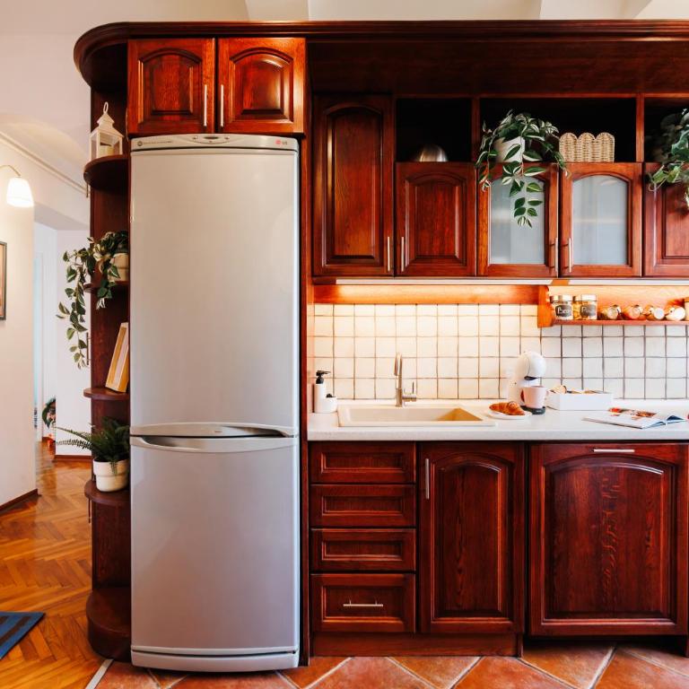 Sunwave with Terrace 280 Mbps Old Town Renovated - Three-Bedroom Premium Apartment with Balcony - 20