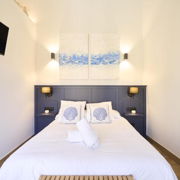 Apartamentos Plaza de San Juan by keyhom - One-Bedroom Apartment - 5