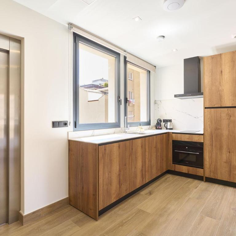 Apartamentos Plaza de San Juan by keyhom - Two-Bedroom Apartment - 5