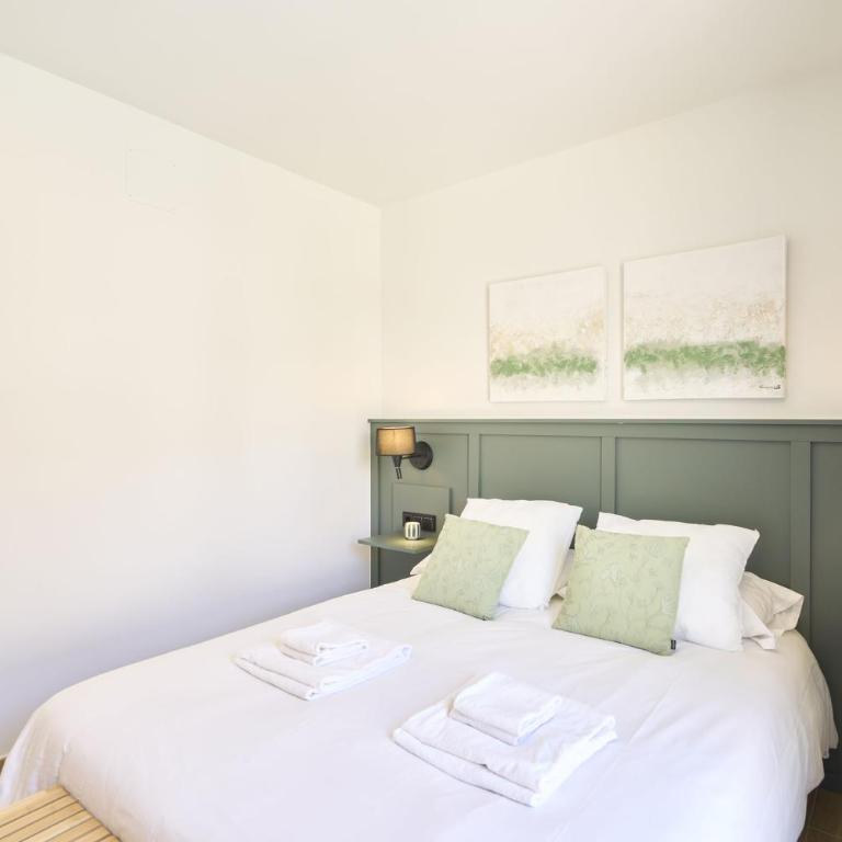 Apartamentos Plaza de San Juan by keyhom - One-Bedroom Apartment - 1