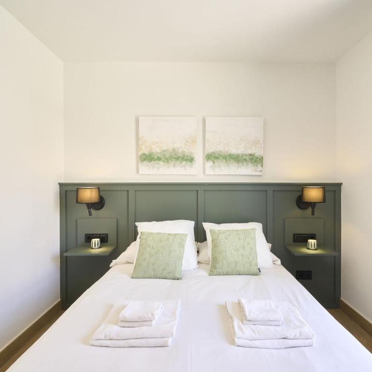 Apartamentos Plaza de San Juan by keyhom - One-Bedroom Apartment - 10