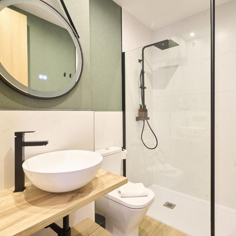 Apartamentos Plaza de San Juan by keyhom - One-Bedroom Apartment - 12