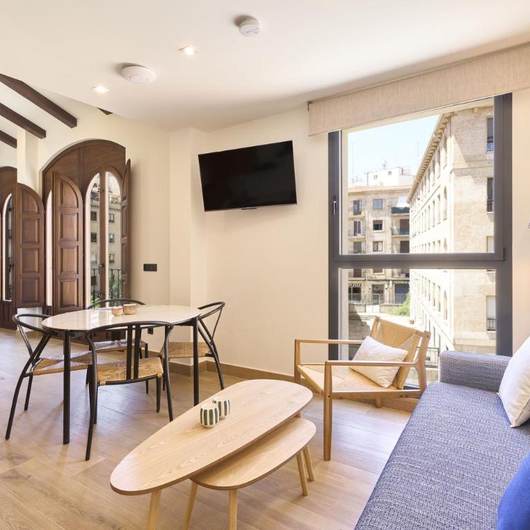 Apartamentos Plaza de San Juan by keyhom - One-Bedroom Apartment - 1